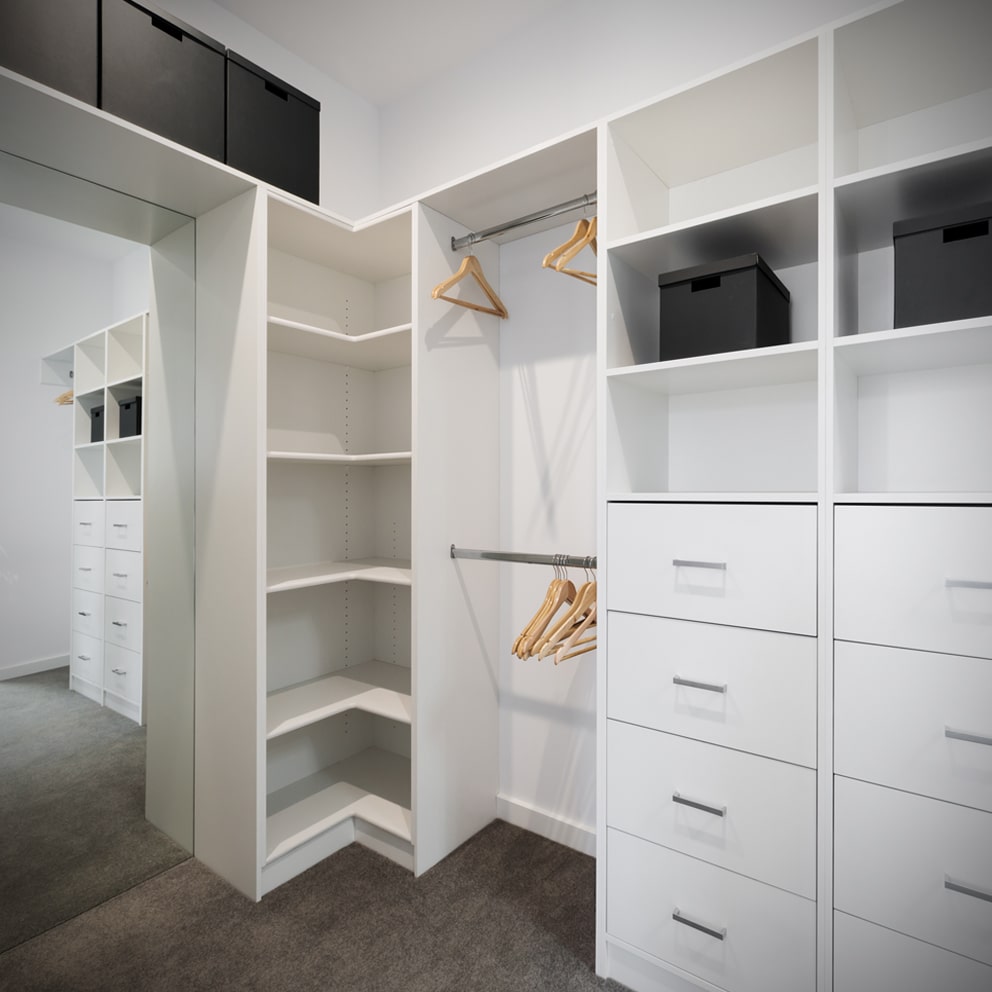 Space Saving Walk in Wardrobes and full height Integrated Mirror